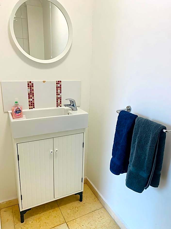 Circle Guest House Bed Only