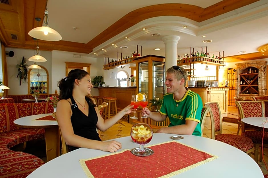 Hotel Falzares
