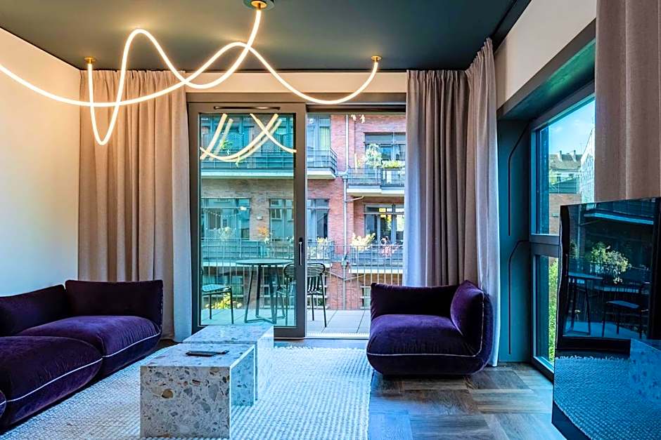 The Garden Suites by Suite030