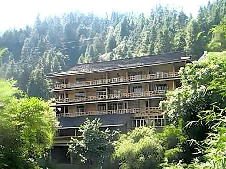 Dong Village Hotel