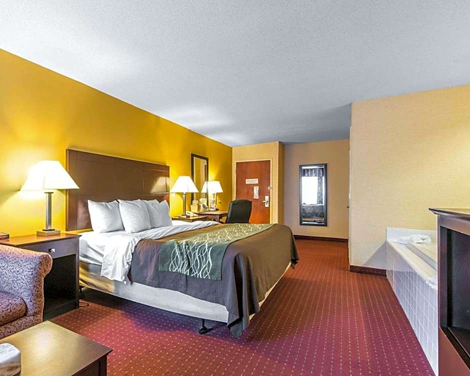 Photo 1 of 4 of Standard 1 King Bed