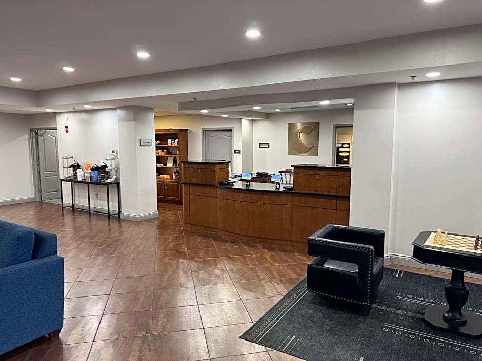 Comfort Suites East