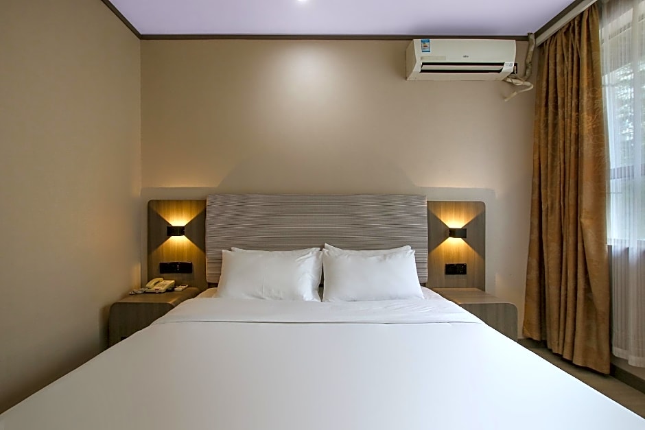 Hanting Hotel Nanjing Xinjiekou Huaqiao Road