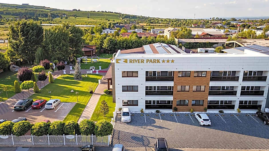 River Park Hotel
