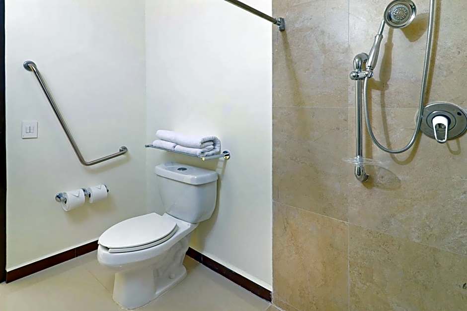 Holiday Inn Express Tuxpan By IHG