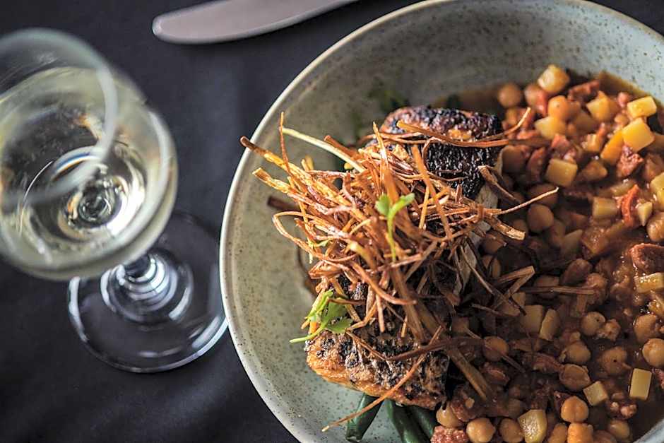 Hospitality Inn Esperance SureStay Collection by Best Western