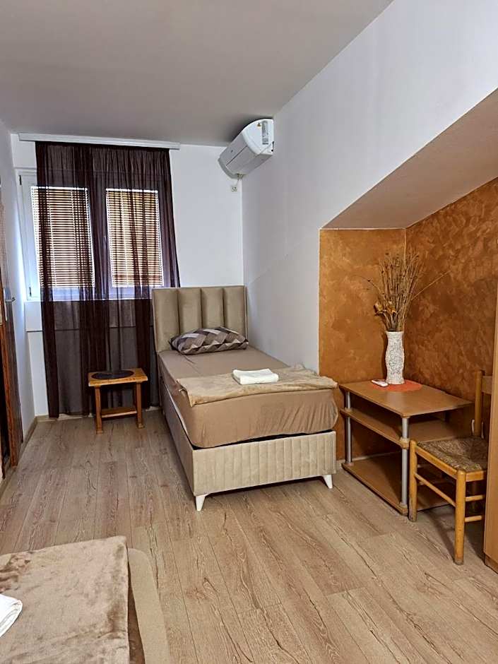 Hostel Izvor