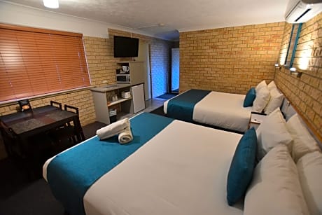 Deluxe Queen Room with Two Queen Beds