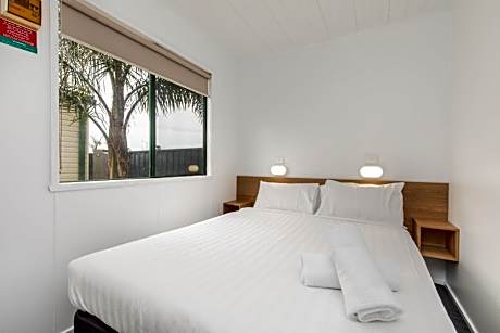 Deluxe Two-Bedroom Cabin