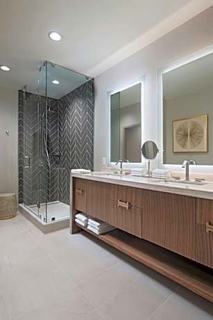 The Westin Galleria Houston