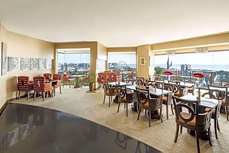 Jen Manila by Shangri-La