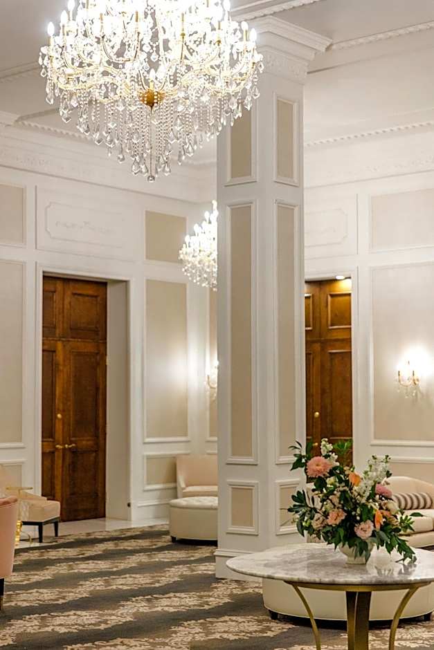 The Lord Nelson Hotel & Suites