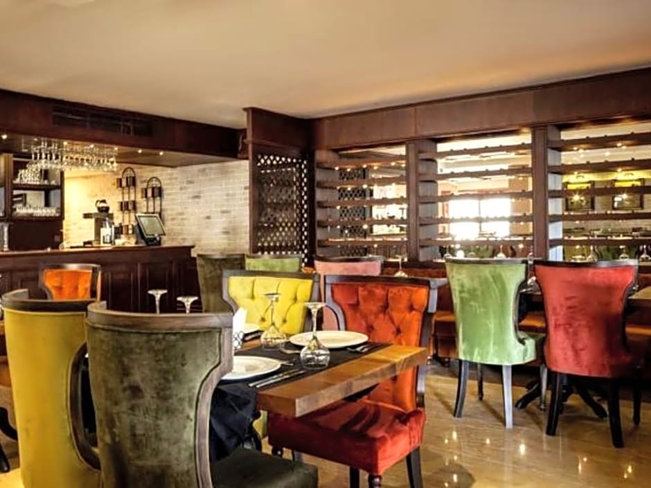 Cadence Design Hotel