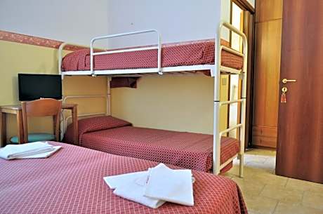 Triple Room with Private Bathroom