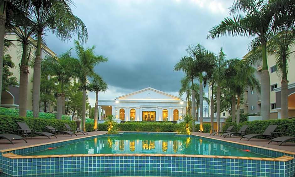 The Green View Hotel