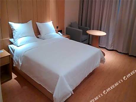 Xincheng Hotel