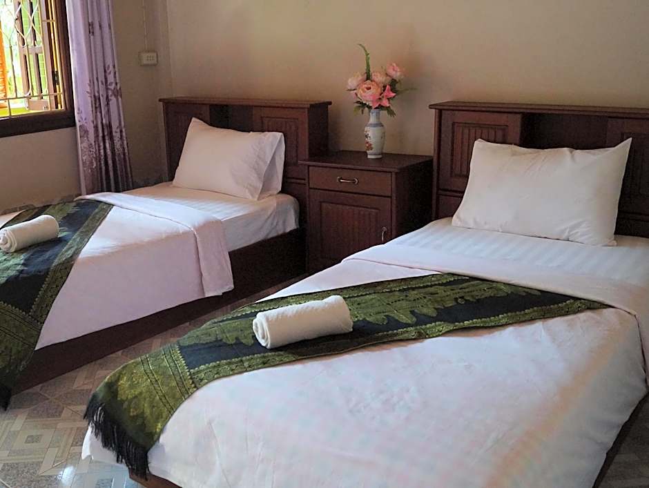 Phetphaylin Hotel