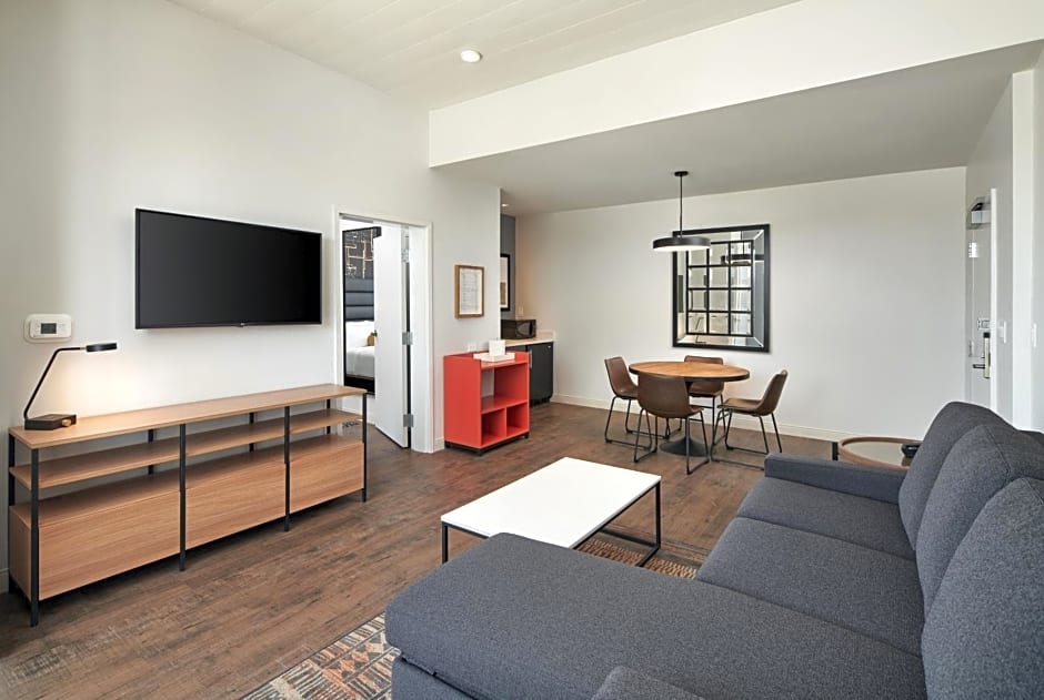 Hotel Indigo Tallahassee - College Town By IHG