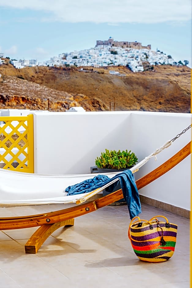 Aelia Apartments & Suites