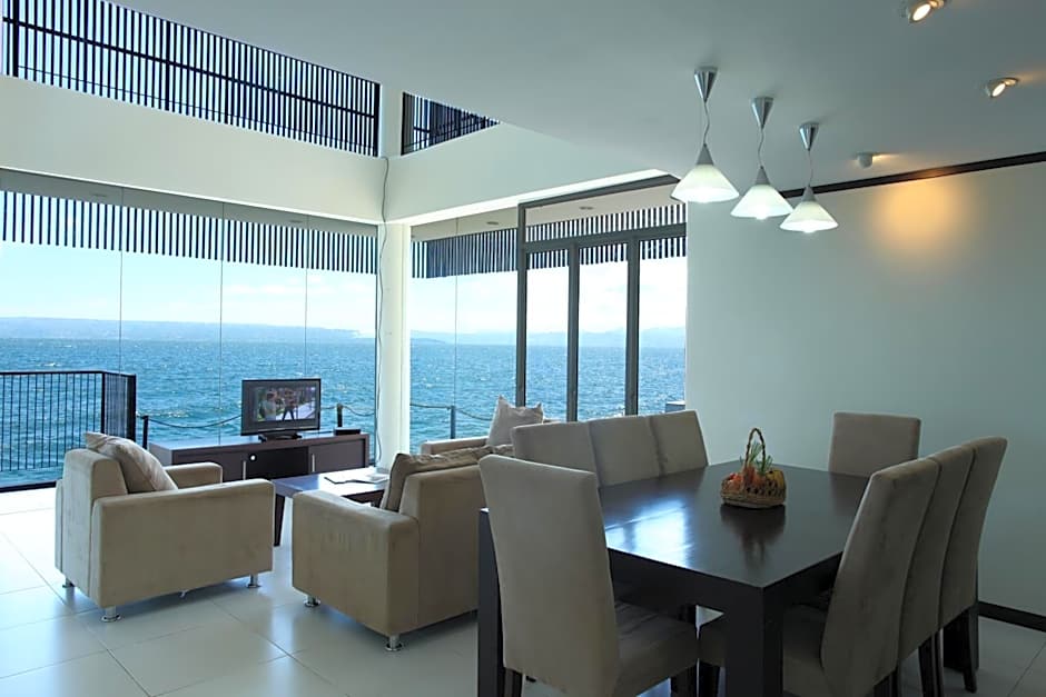 Tiara Bunga Hotel & Villa