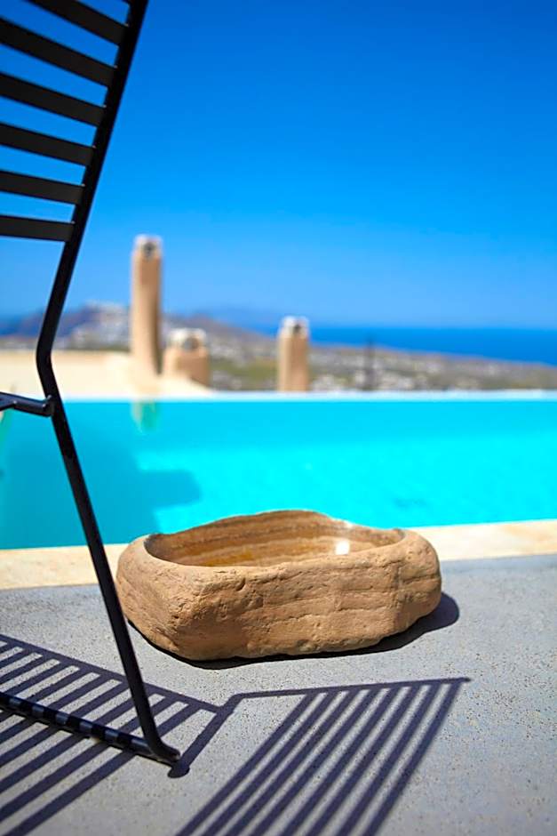 Voreina Gallery Suites