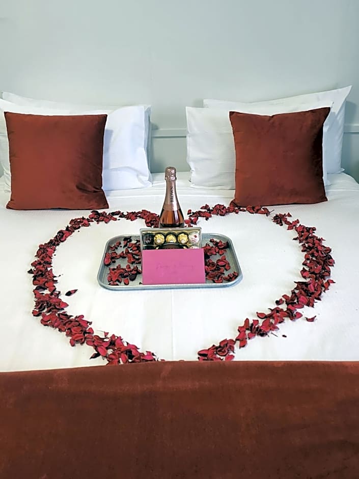 18th Avenue Thermal Motel