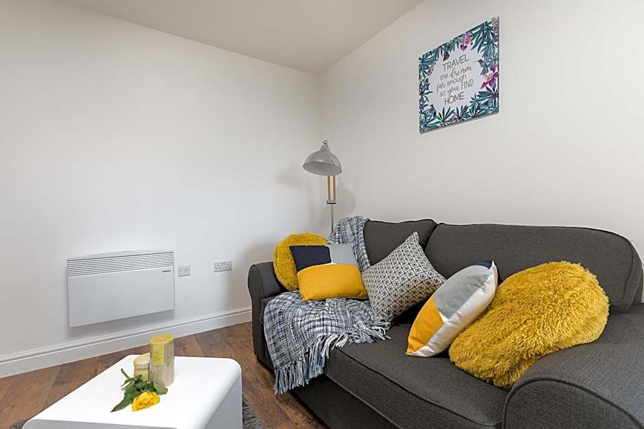 KVM - City Apartments - Contractors - Town Centre by KVM Stays