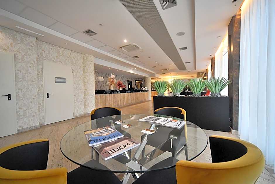 Palace Inn Rome Fiano