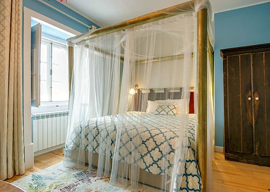 LUXa Charm House by LovelyStay