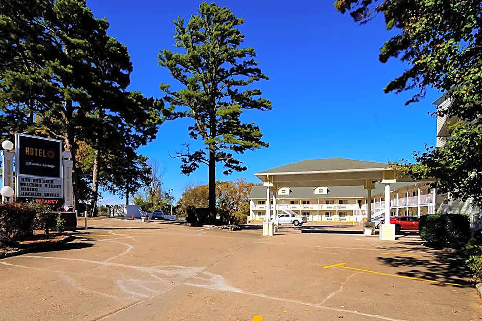 Hotel O Eureka Springs - Christ of Ozark Area