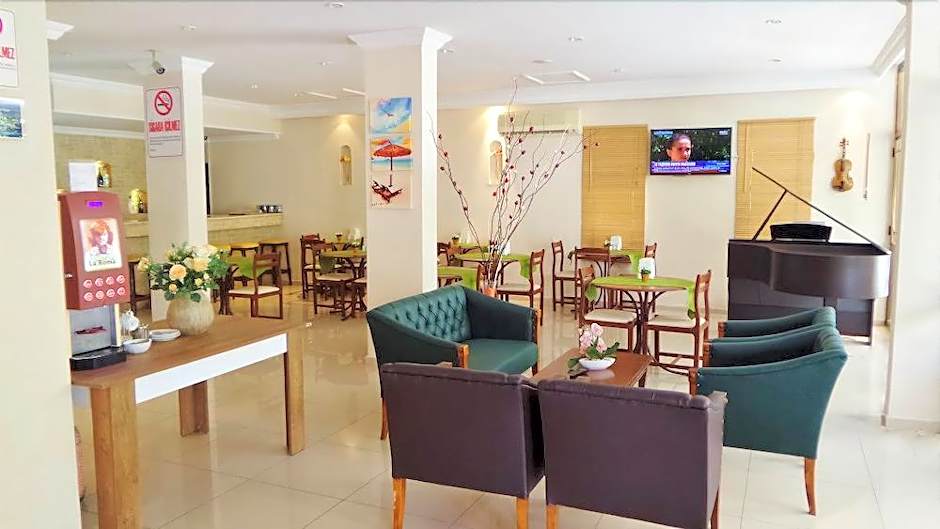 Kleopatra Carina Hotel