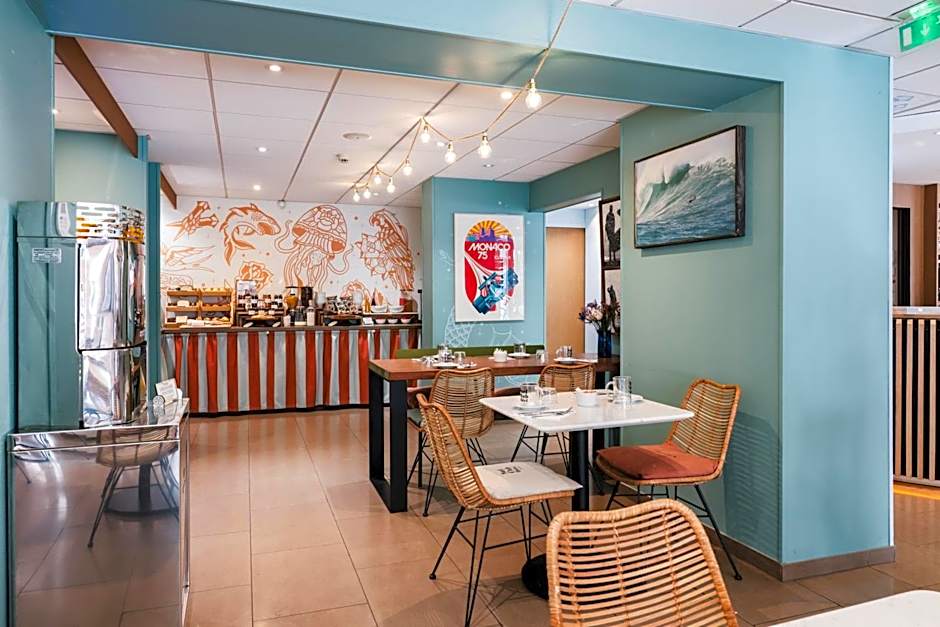 Surf Club Hôtel by Akena - Grande plage