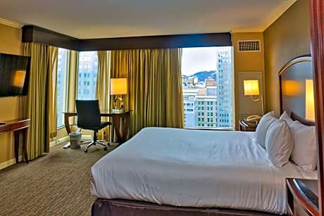 King Room - High Floor/Non-Smoking