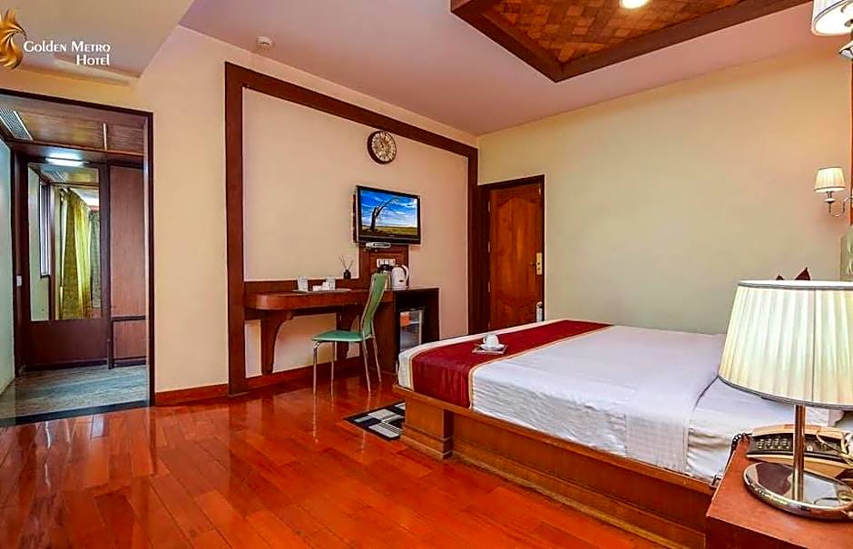 Golden Metro Hotel