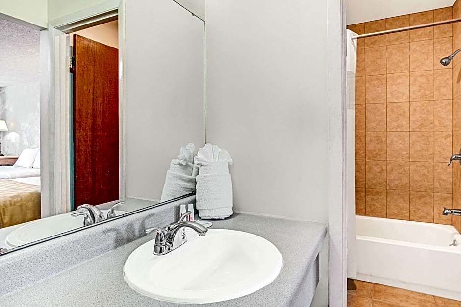 Knights Inn - Kissimmee Orlando