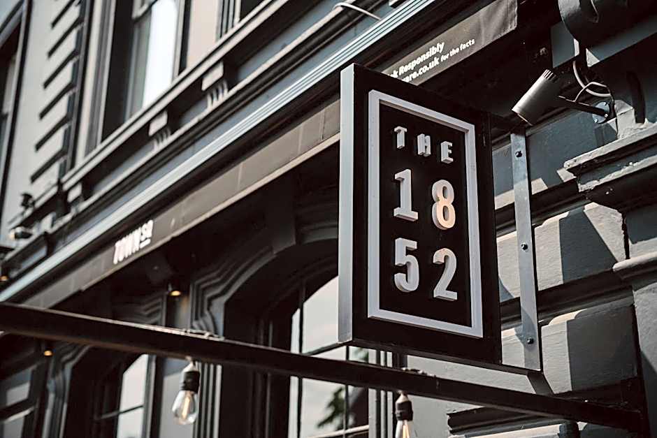 The 1852 Hotel - Self Check-in