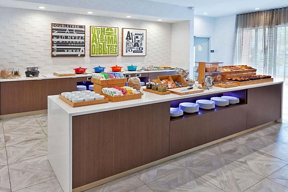 DoubleTree by Hilton Dothan, AL