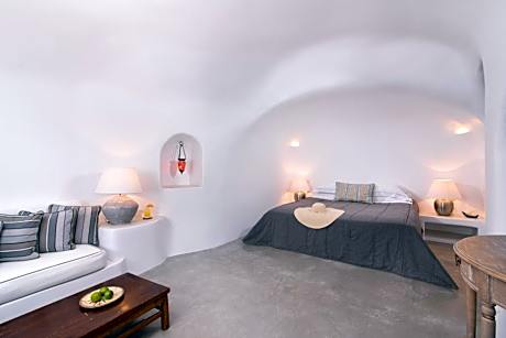 Mentha Cave Suite with Caldera View & Hot Tub