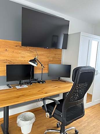 Standard Studio