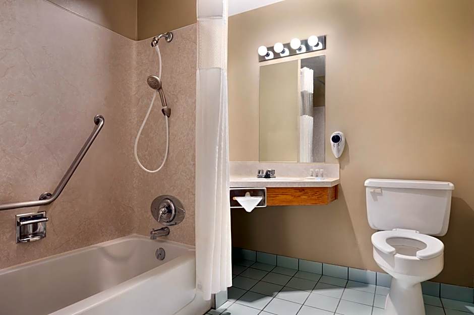 Days Inn by Wyndham Nanaimo