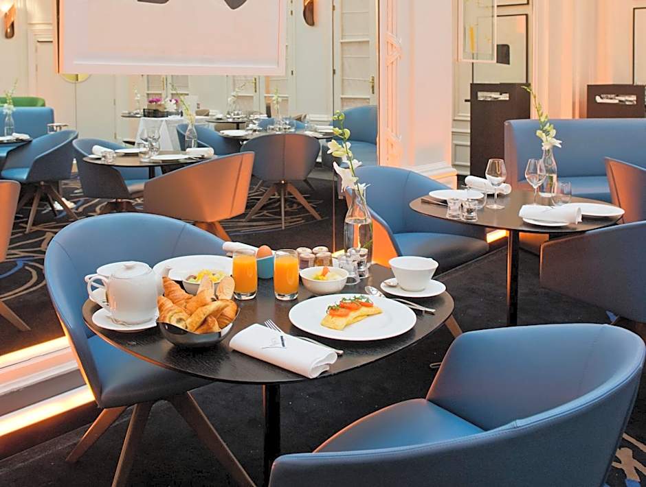 Hôtel Vernet Champs Elysées Paris