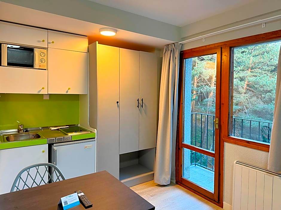 Apartamentos Midi 3000