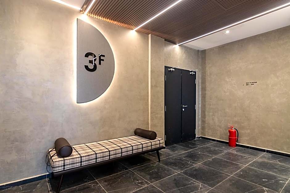 Bagan Suite