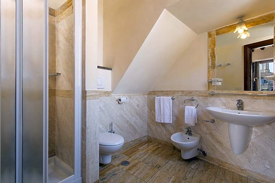 Hotel Teatro Pace