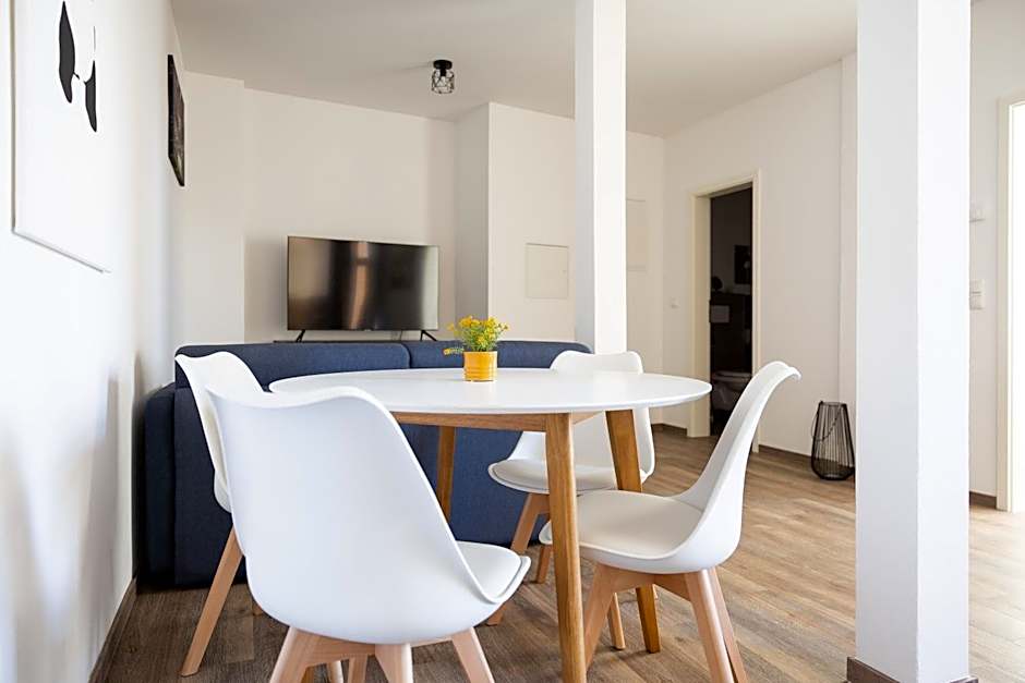 Apartments am Neuen Theater - Altstadt - Zentral - Küche - Wifi - Powered by Ko-Living