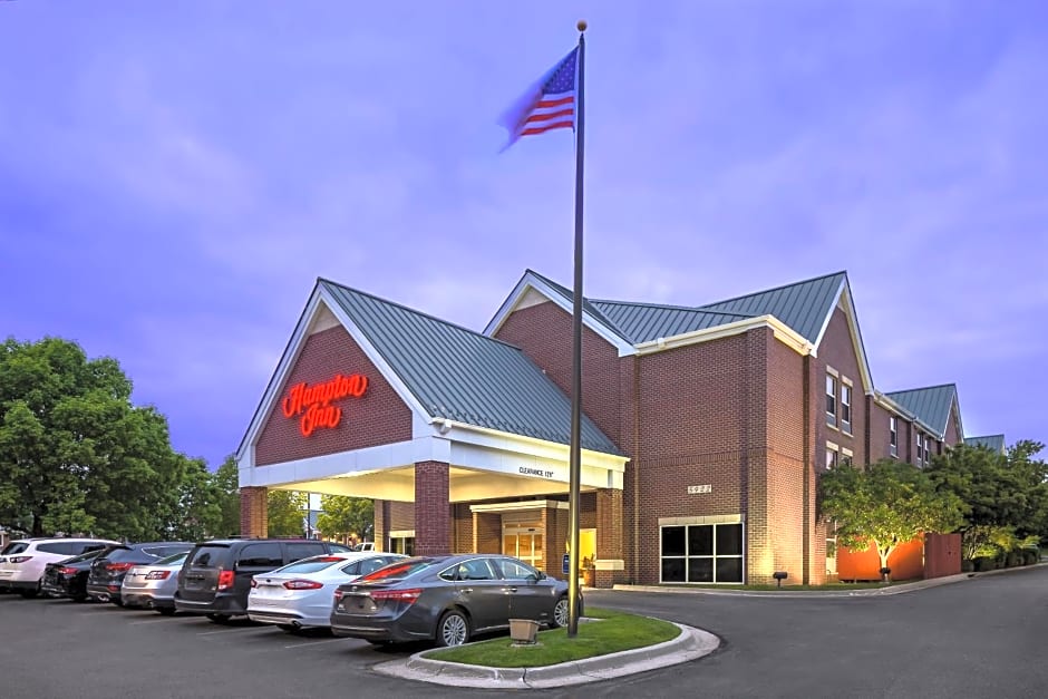 Hampton Inn South Heritage Park