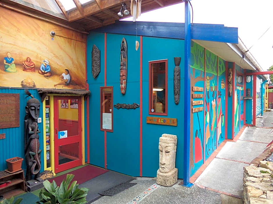 Global Village Travellers Lodge