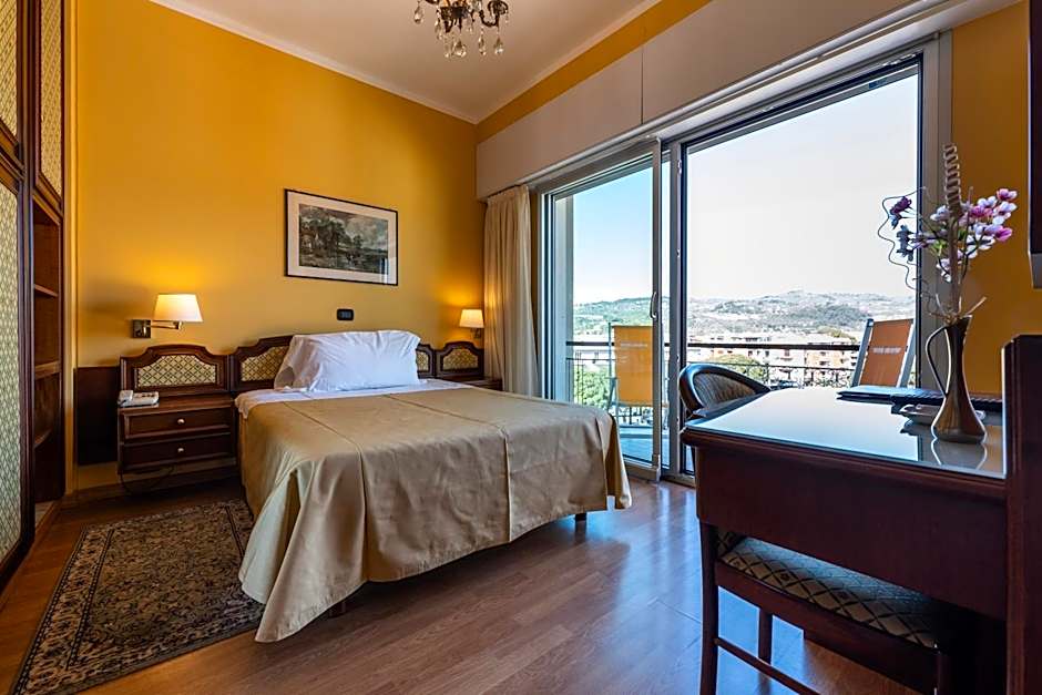 Hotel Bellevue Et Mediterranée