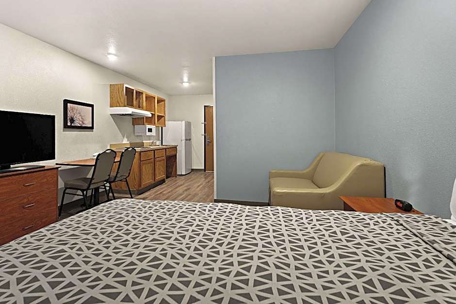 WoodSpring Suites Greenville Central I-85