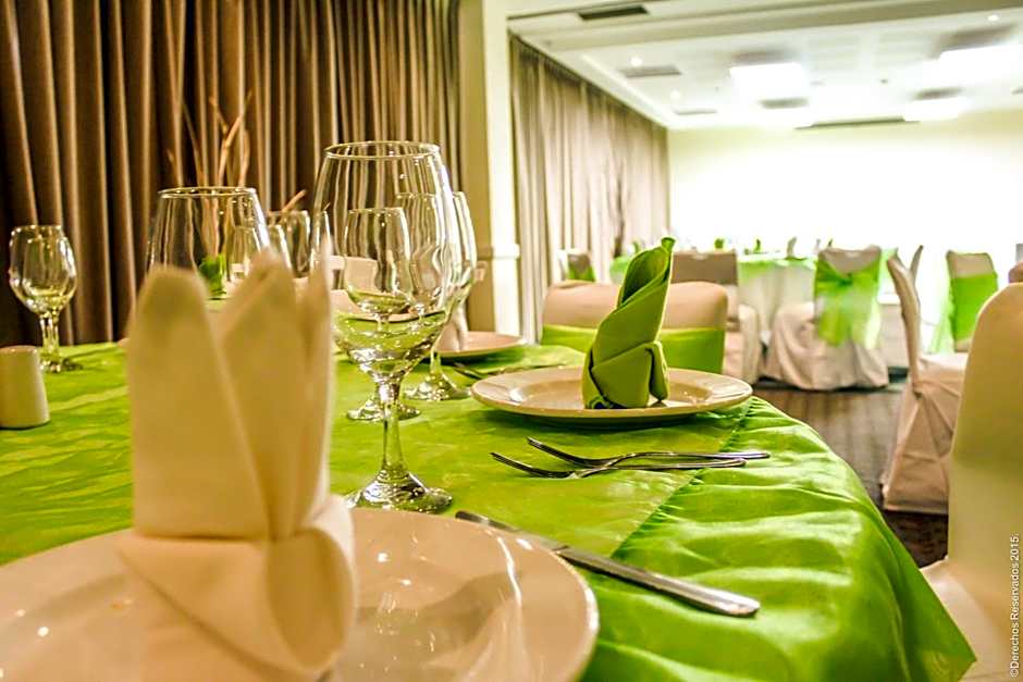 Holiday Inn Leon By IHG